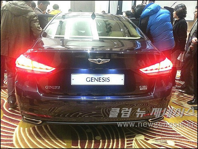 "Ảnh sống" của Hyundai Genesis Sedan thế hệ mới 6